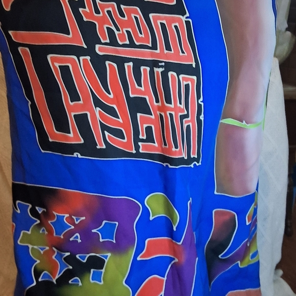 Chinese Character Silk Large Vibrant Color Scarf - Picture 2 of 9